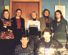 Н.В. Бойцова и студенты IV курса дирижерско-хорового отдела, 1999 год