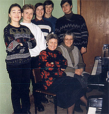 Февраль 1997 г. Со студентами ГМК имени Гнесиных